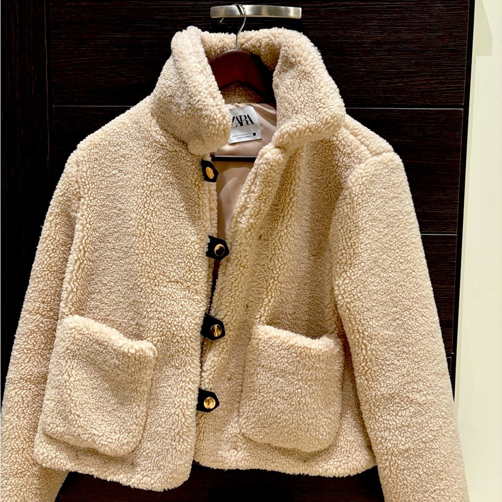 Beige teddy short coat